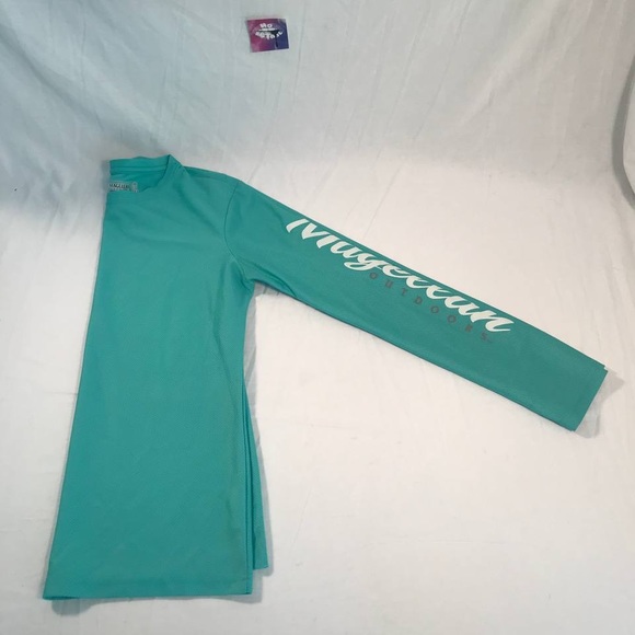 Womenโs Magellan Graphic LS T-Shirt Size Small - Picture 5 of 5